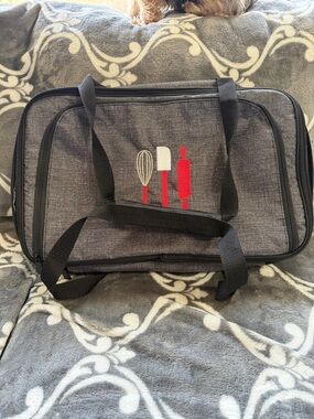 Thirty-one insulated double casserole tote